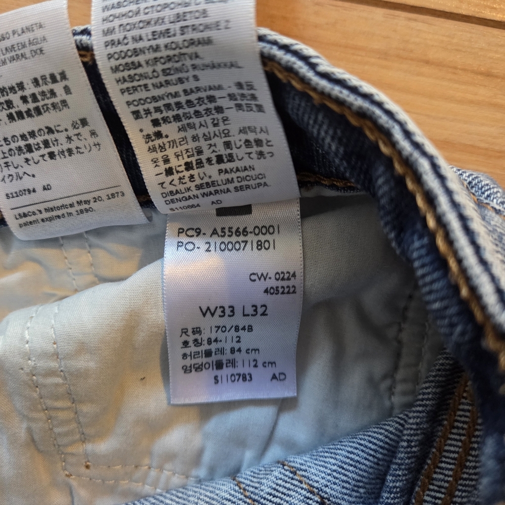 Levi's Womens Low Loose Jeans Light Wash 33 X 30* - Picture 11 of 11